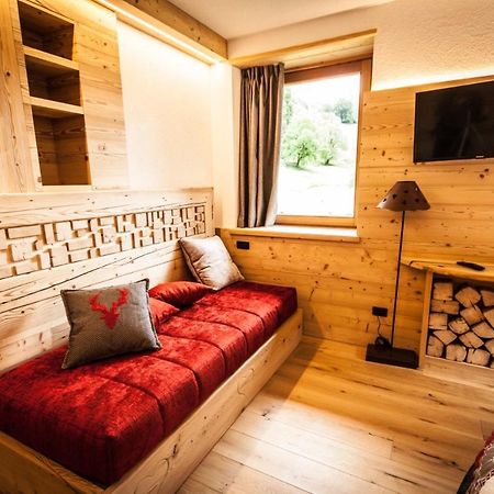 Mas dei Bati Bed & Breakfast Pracorno di Rabbi Bagian luar foto