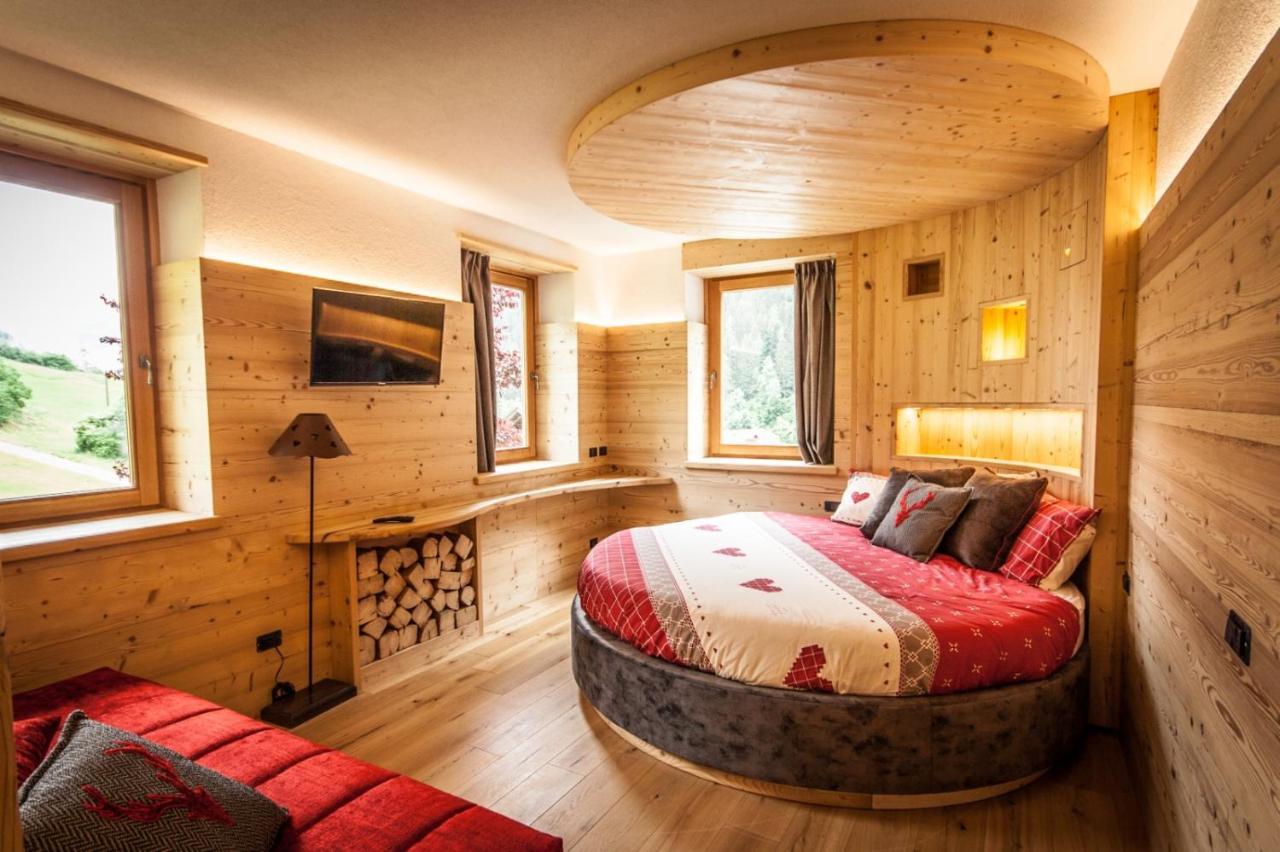 Mas dei Bati Bed & Breakfast Pracorno di Rabbi Bagian luar foto